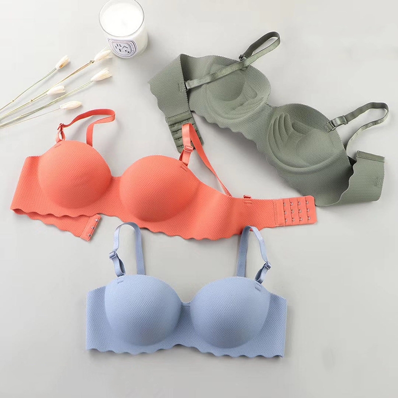Cienki jednoczęściowy bezszwow – Sleep Bra Bralette recenzja i cena